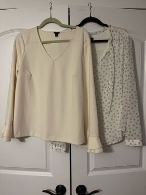 Ann Taylor Cream V-Neck Long Sleeve Blouse with Flare Cuffs